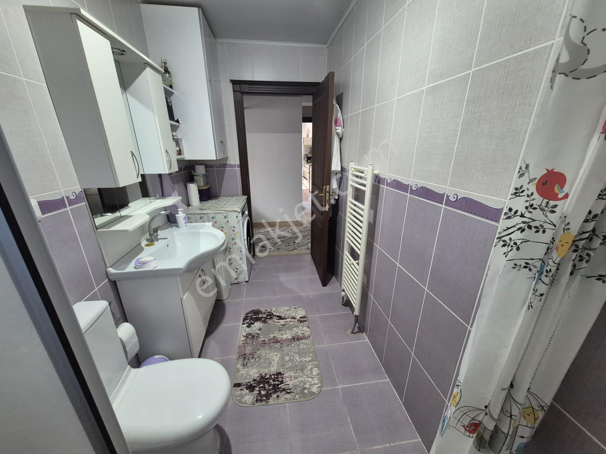 İncesu Caddesi'nde Kaçmaz Fırsat 3+1 Geniş Full Yapılı Eksiksiz - Görsel 16