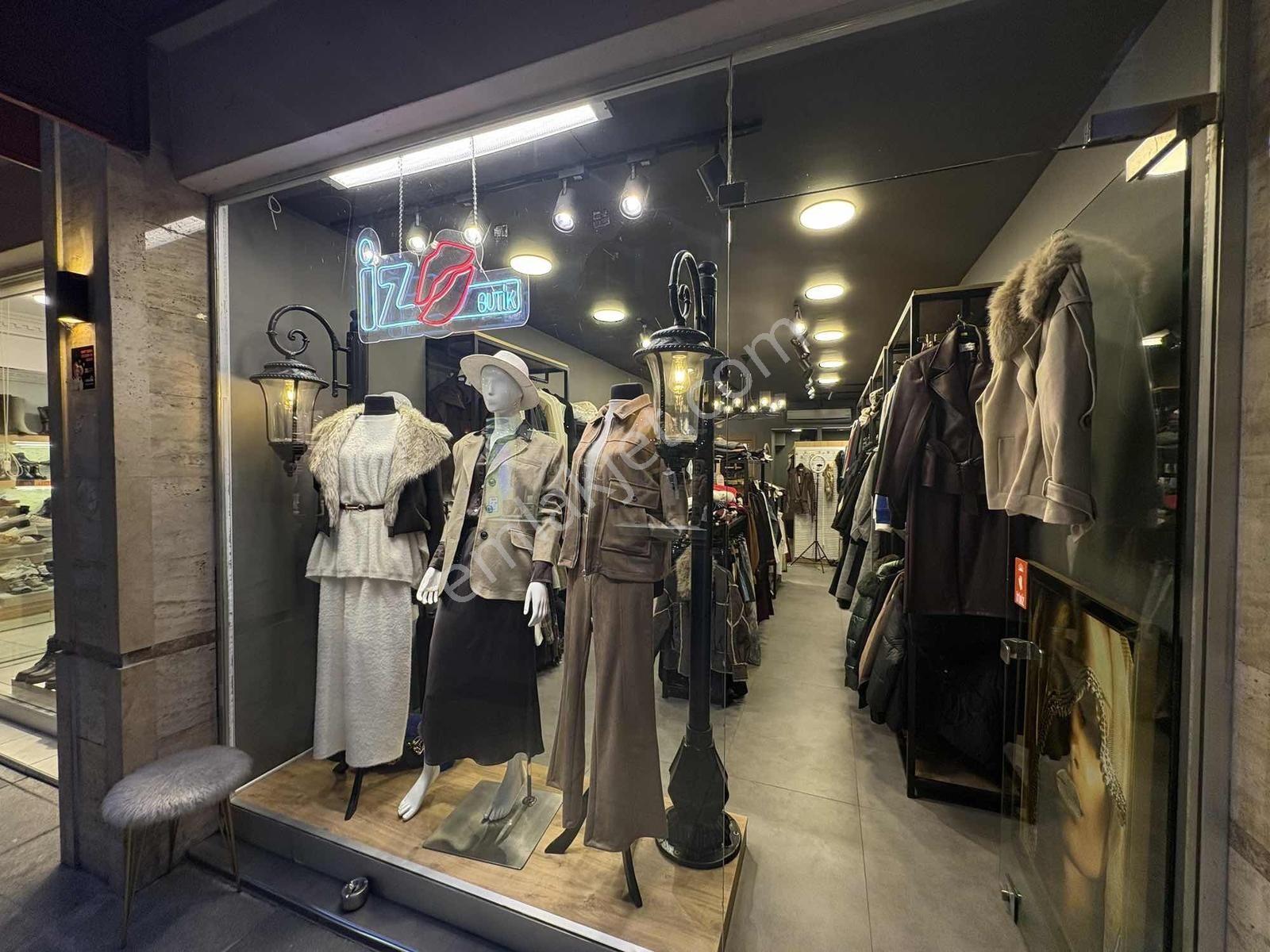 Vestha'dan Fidangör'ün En İşlek Noktasında Kaçırılmaz İş Yeri ! - Görsel 4