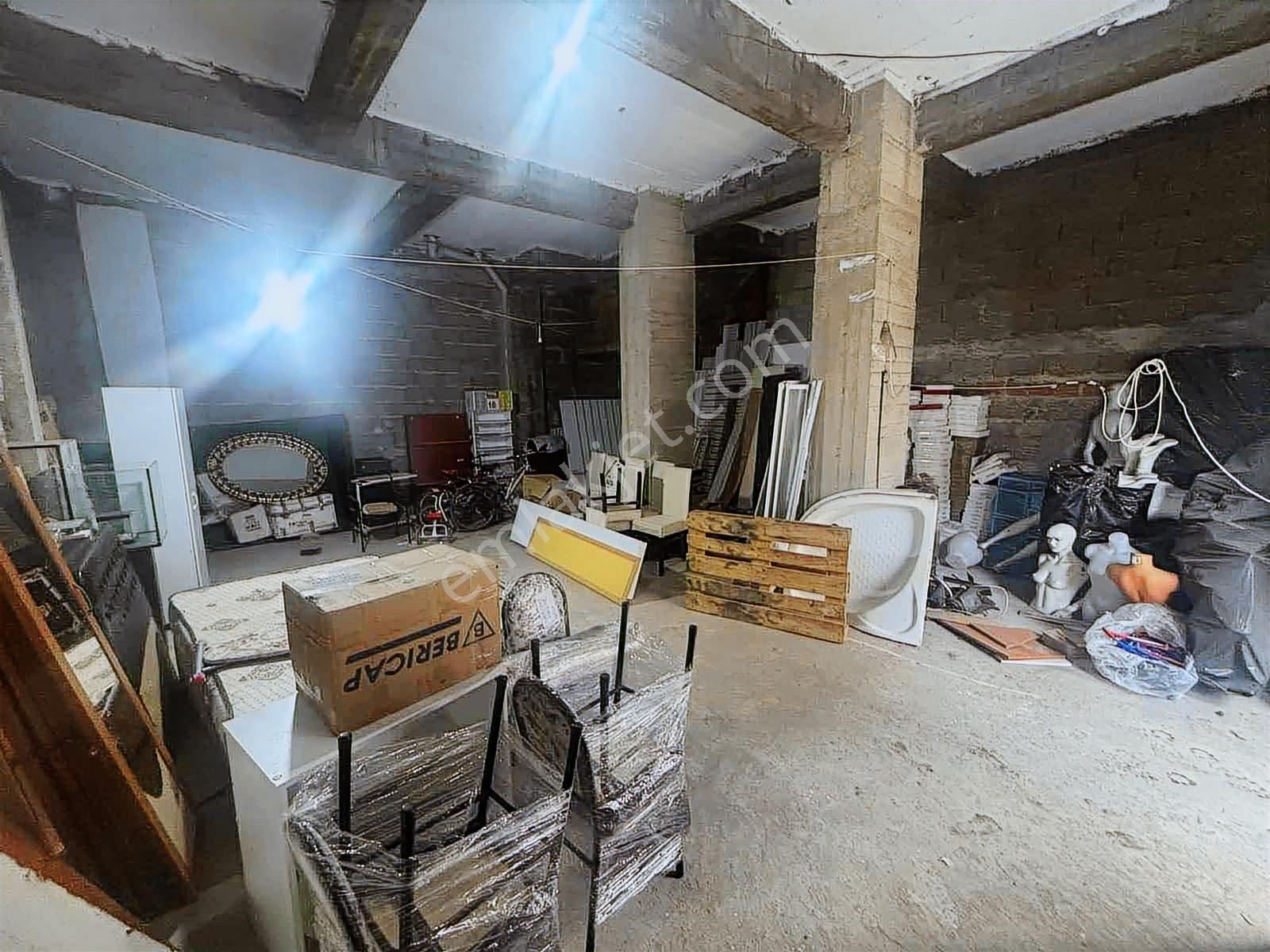 Vestha'dan Şirinevler İşlek Cadde Üzeri Kiralık İş Yeri ! - Görsel 4