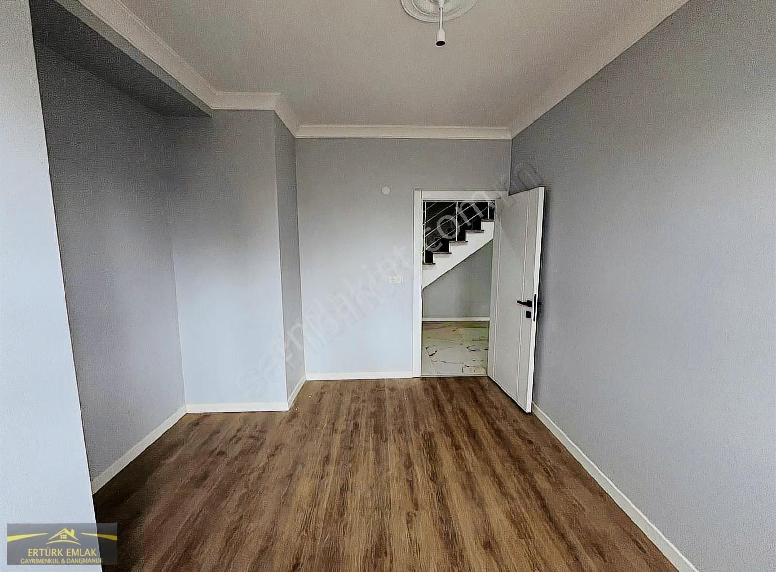 Ertürk Emlak'tan Atatürk Mah.'de 4+1 160 M2 Sıfır Üst Dublex - Görsel 15