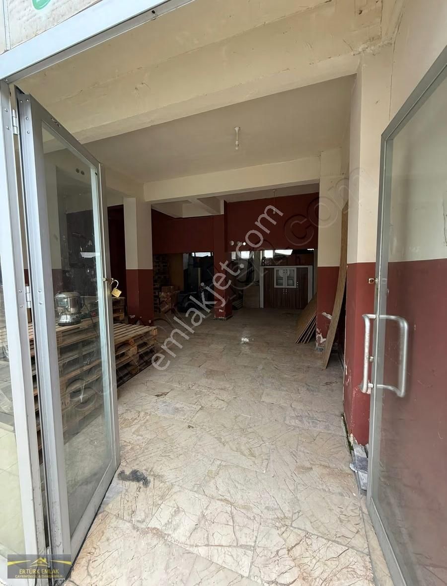 Ertürk Emlak'tan Cumhuriyet Caddesinde 110 M2 Dükkan - Görsel 8