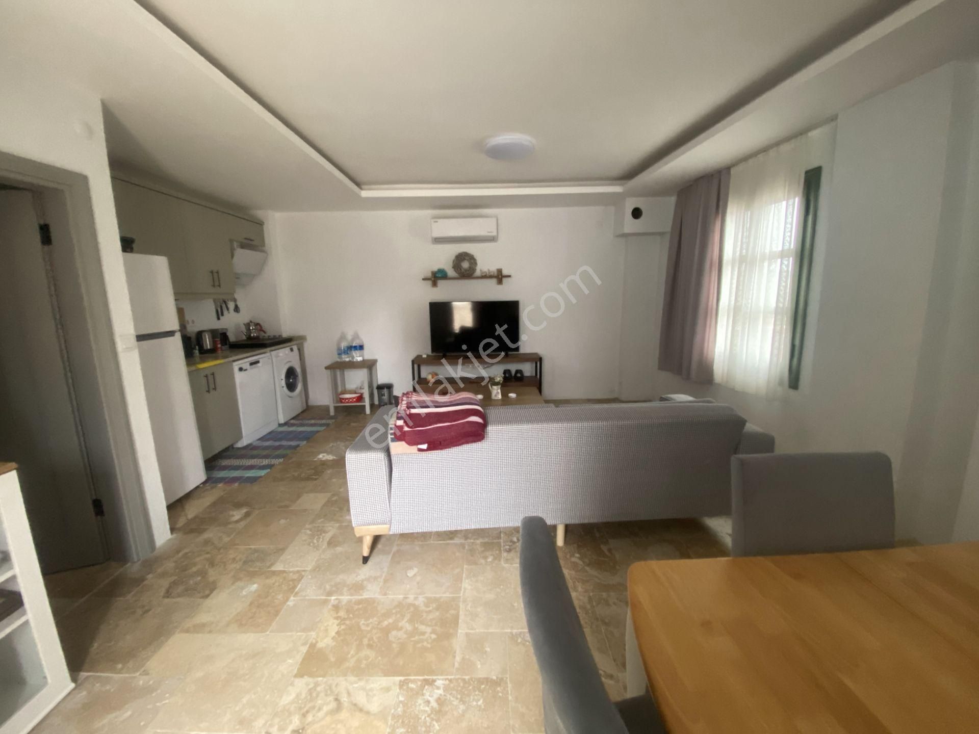 Balıkesir Ayvalık Ta Satılık Mustakil Ev - Görsel 2