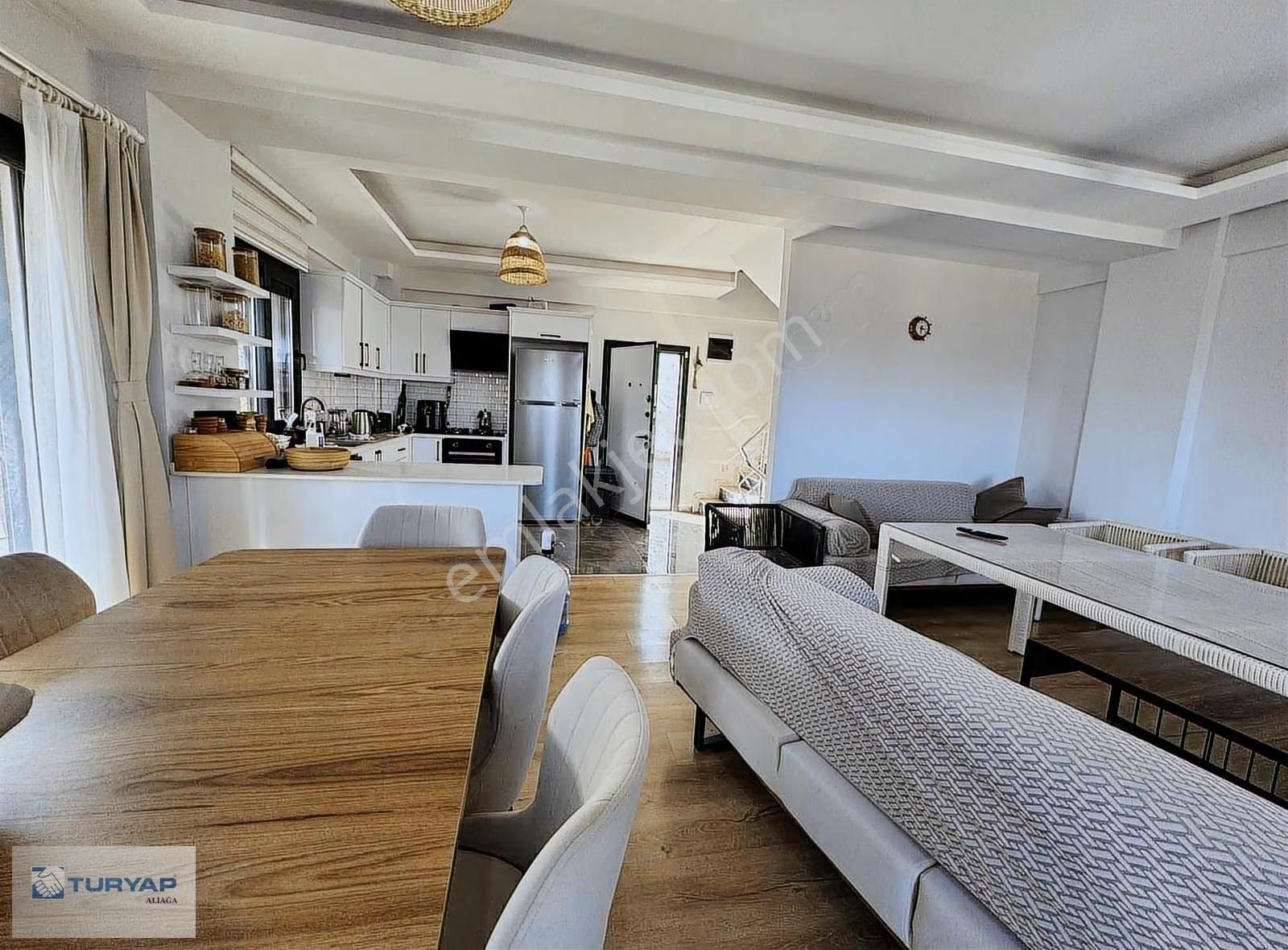 Yeni Foça Da Satılık 5+1 Müstakil Villa - Görsel 23