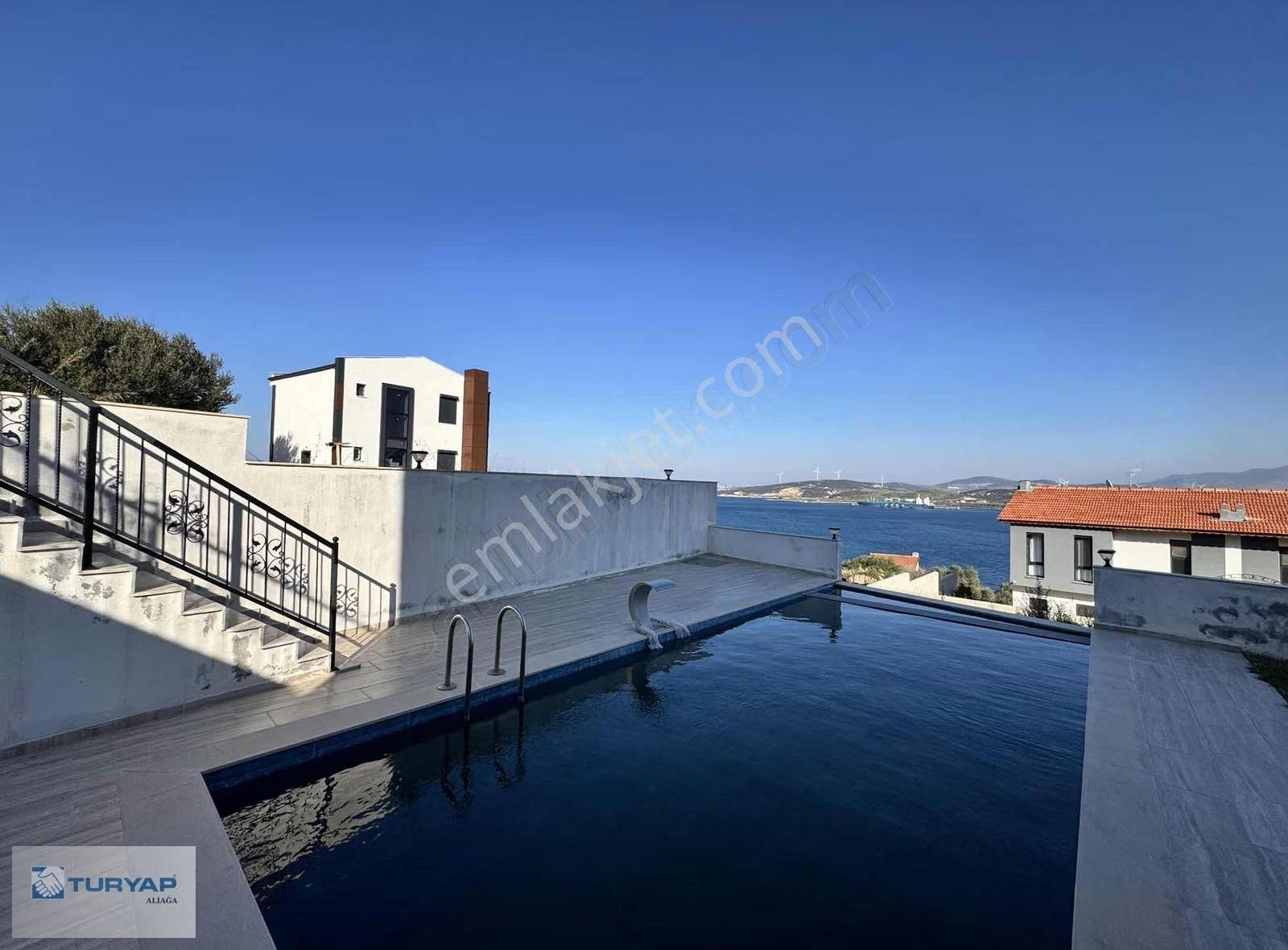 Yeni Foça Da Satılık 5+1 Müstakil Villa - Görsel 16