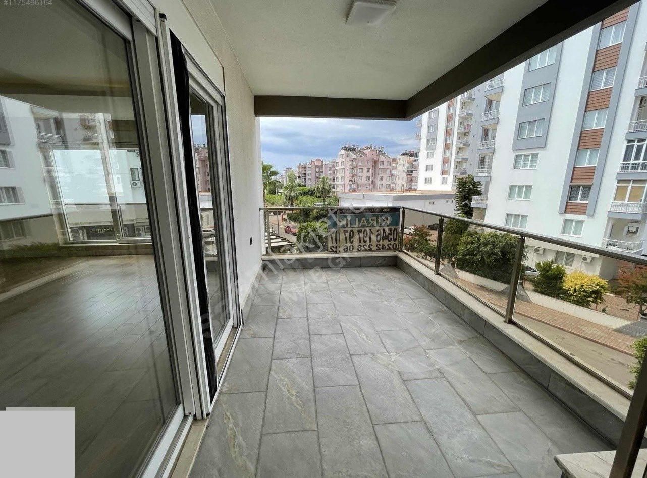 Antalya Konyaaltı Uncalı Mahallesinde Havuzlu Kombili Güvenlikli Sitede 3+1 - Görsel 11