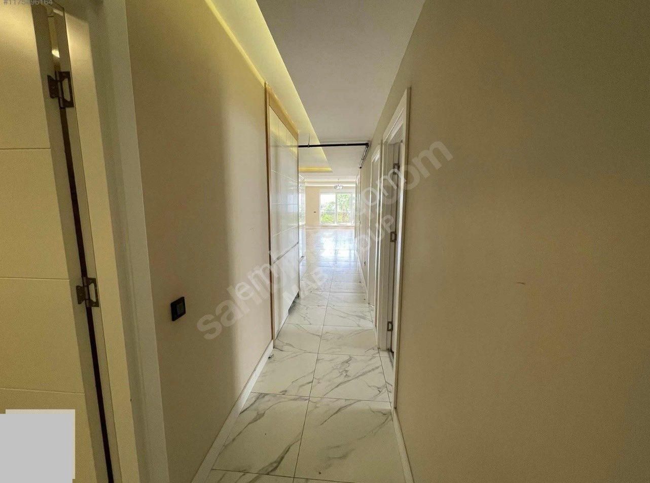 Antalya Konyaaltı Uncalı Mahallesinde Havuzlu Kombili Güvenlikli Sitede 3+1 - Görsel 26