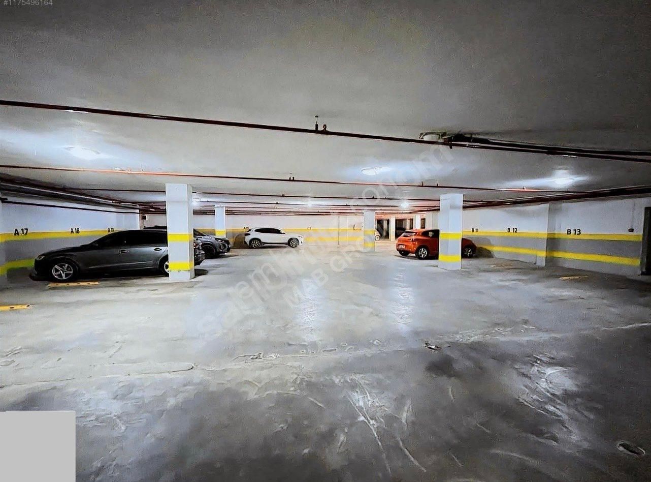 Antalya Konyaaltı Uncalı Mahallesinde Havuzlu Kombili Güvenlikli Sitede 3+1 - Görsel 32