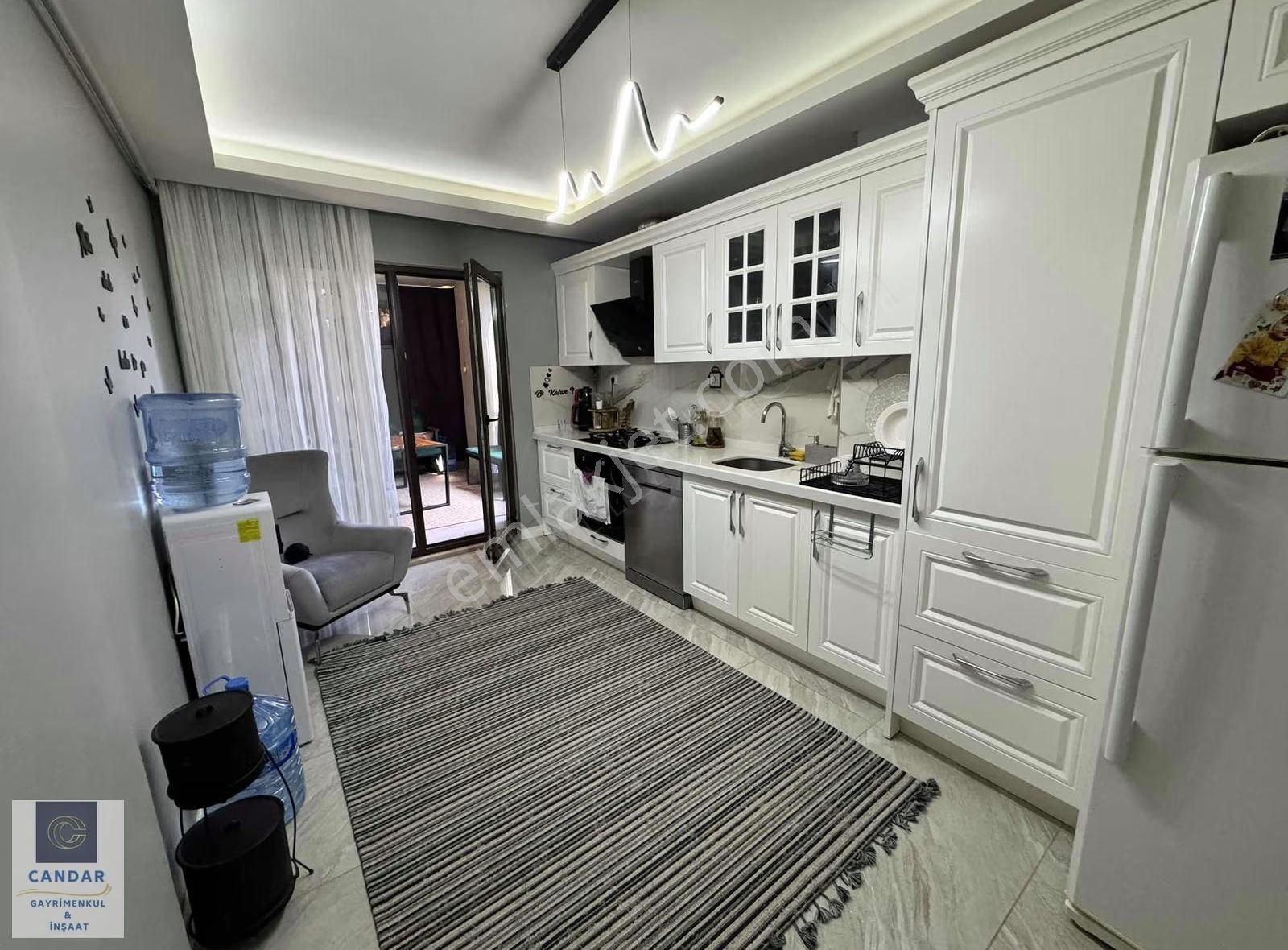 İznik Selçuk Mah. Simmpark Sitesinde Havuzlu 3+1 Daire - Görsel 6