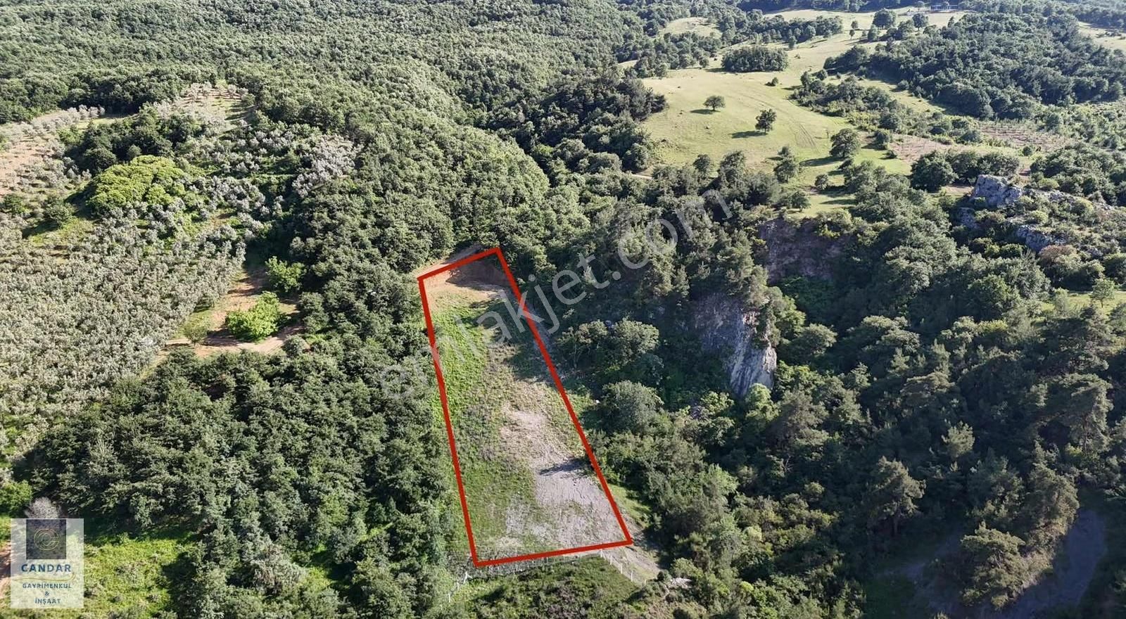 İznik Göllüce Mahallesinde Göl Manzaralı Satılık Tarla - Görsel 3