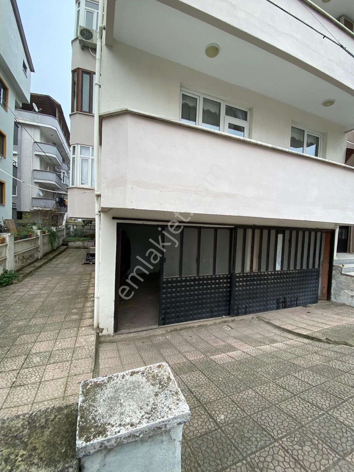 Mir'den Balıkesir Bahçelievler 100.yıl Cad. Arkası Satılık Depo