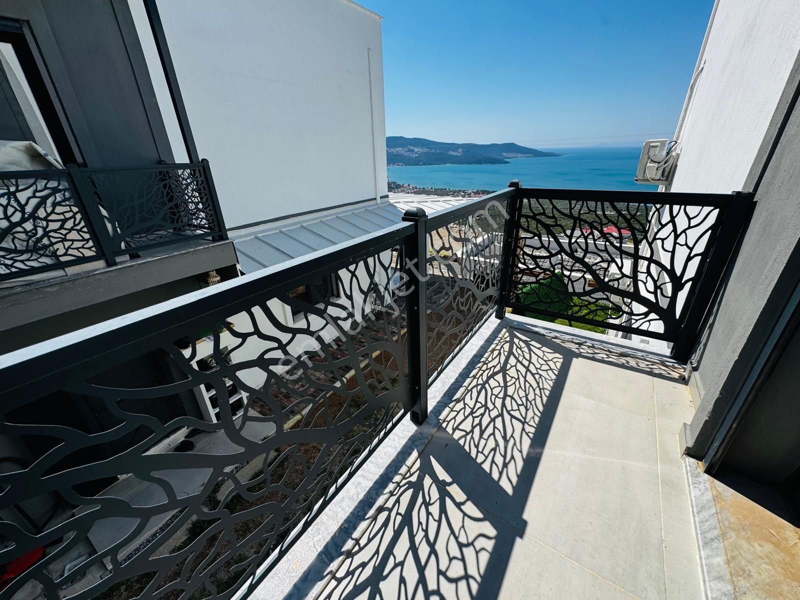 Akbükte Deniz Manzaralı Eşyalı Villa - Görsel 12