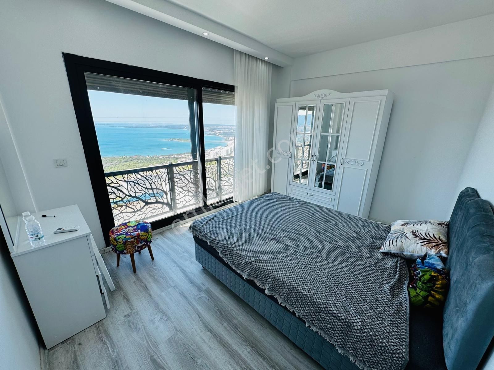 Akbükte Deniz Manzaralı Eşyalı Villa - Görsel 7