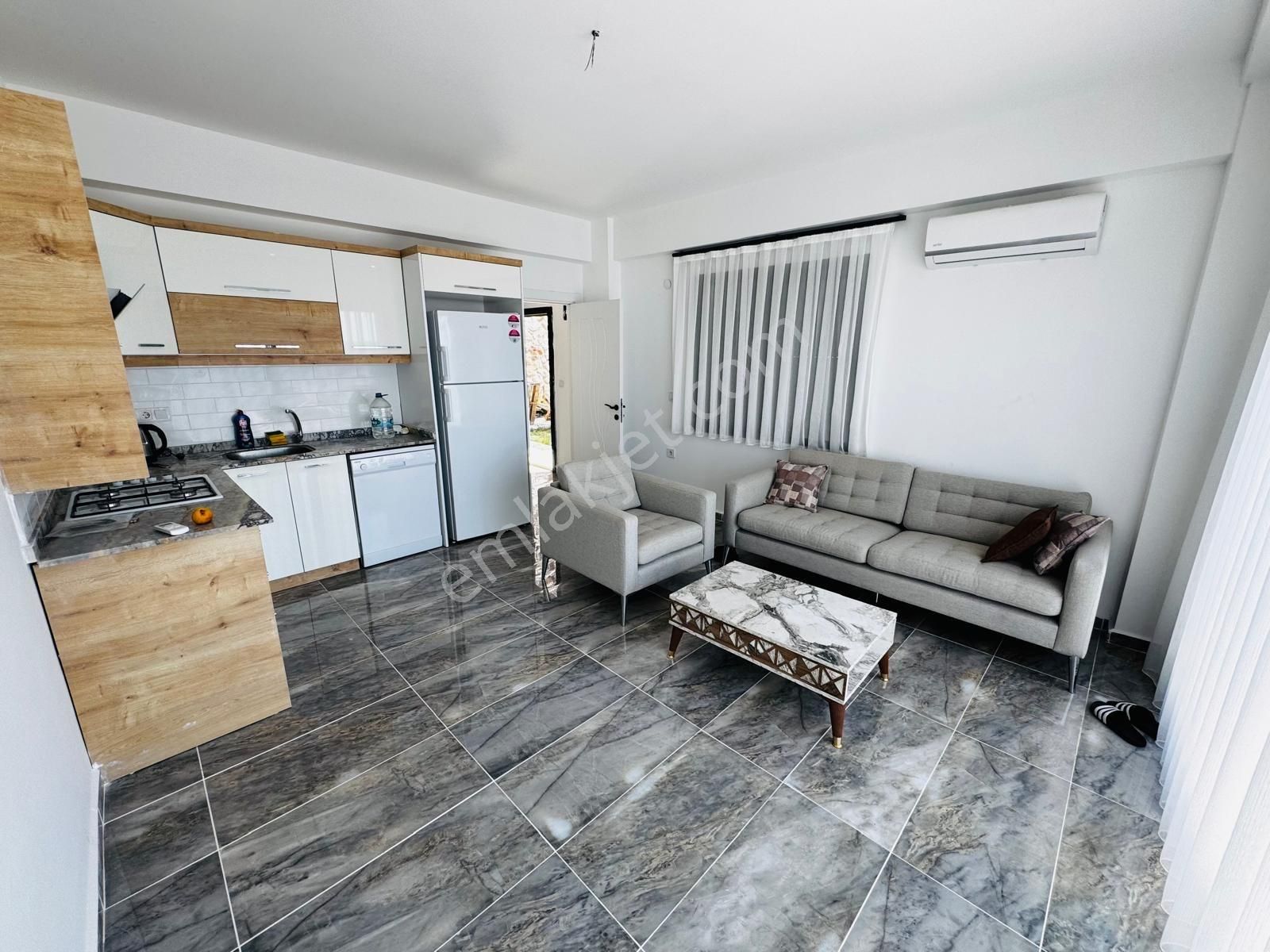 Akbükte Deniz Manzaralı Eşyalı Villa - Görsel 22