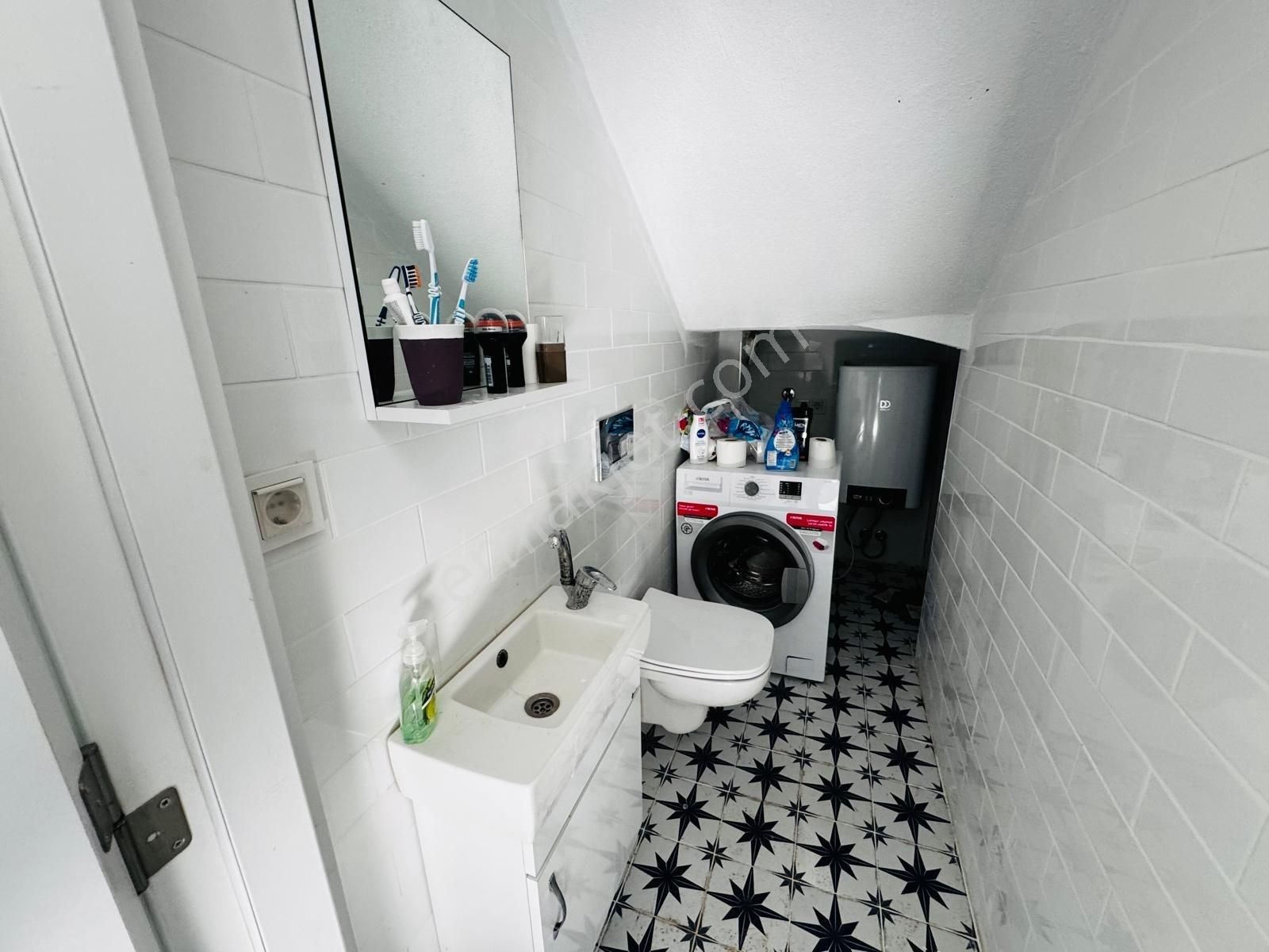 Akbükte Deniz Manzaralı Eşyalı Villa - Görsel 29