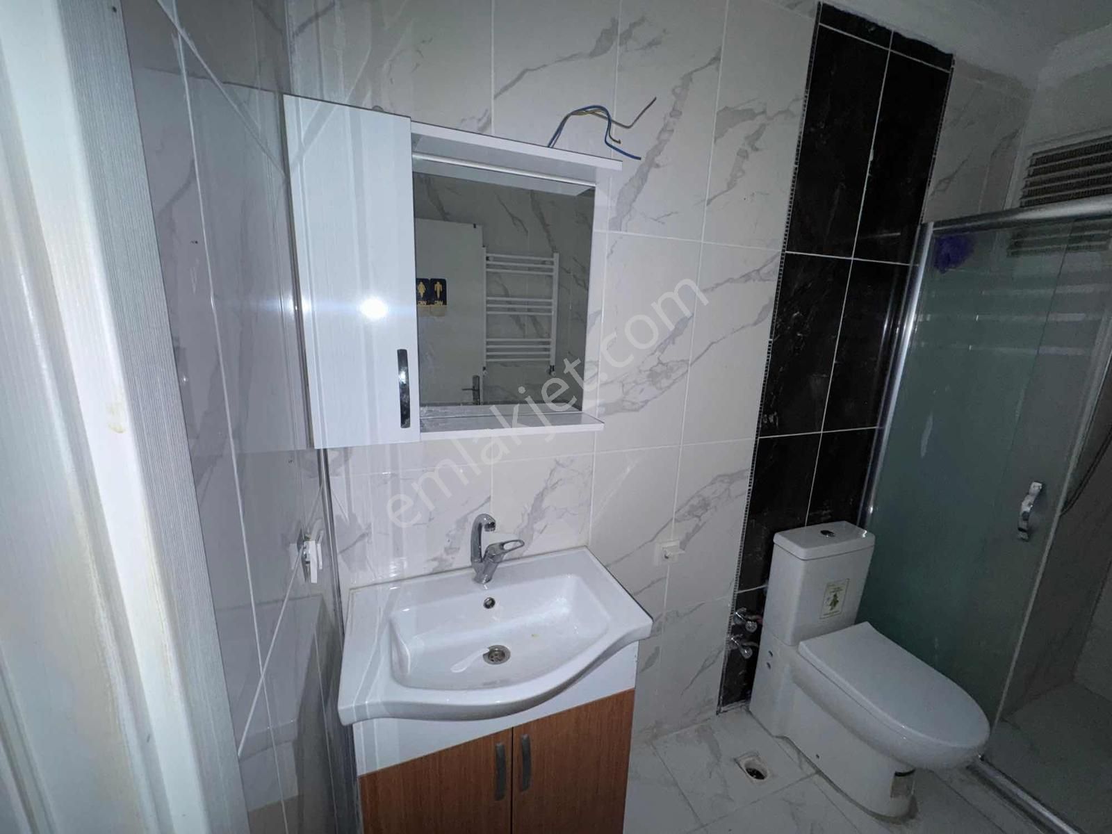 Cadde Yanı 2+1 Ayrı Mutfaklı Taşınmaya Hazır Boş Daire - Görsel 9