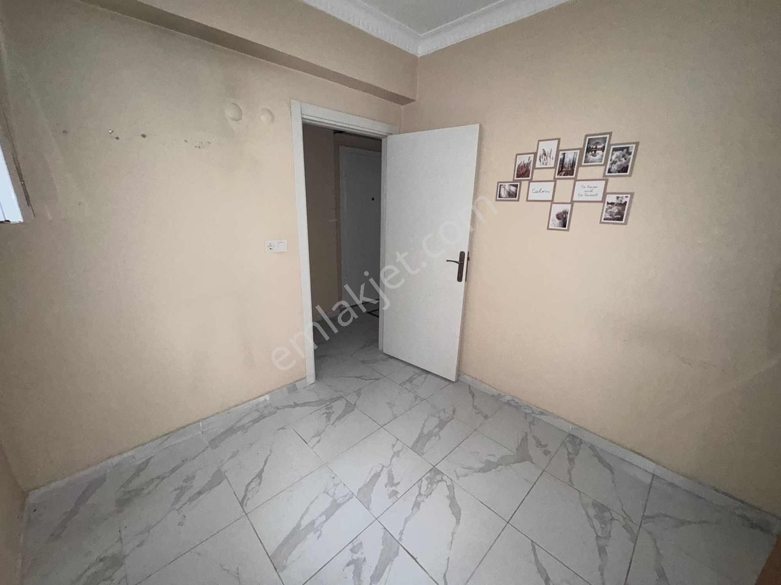 Cadde Yanı 2+1 Ayrı Mutfaklı Taşınmaya Hazır Boş Daire - Görsel 33