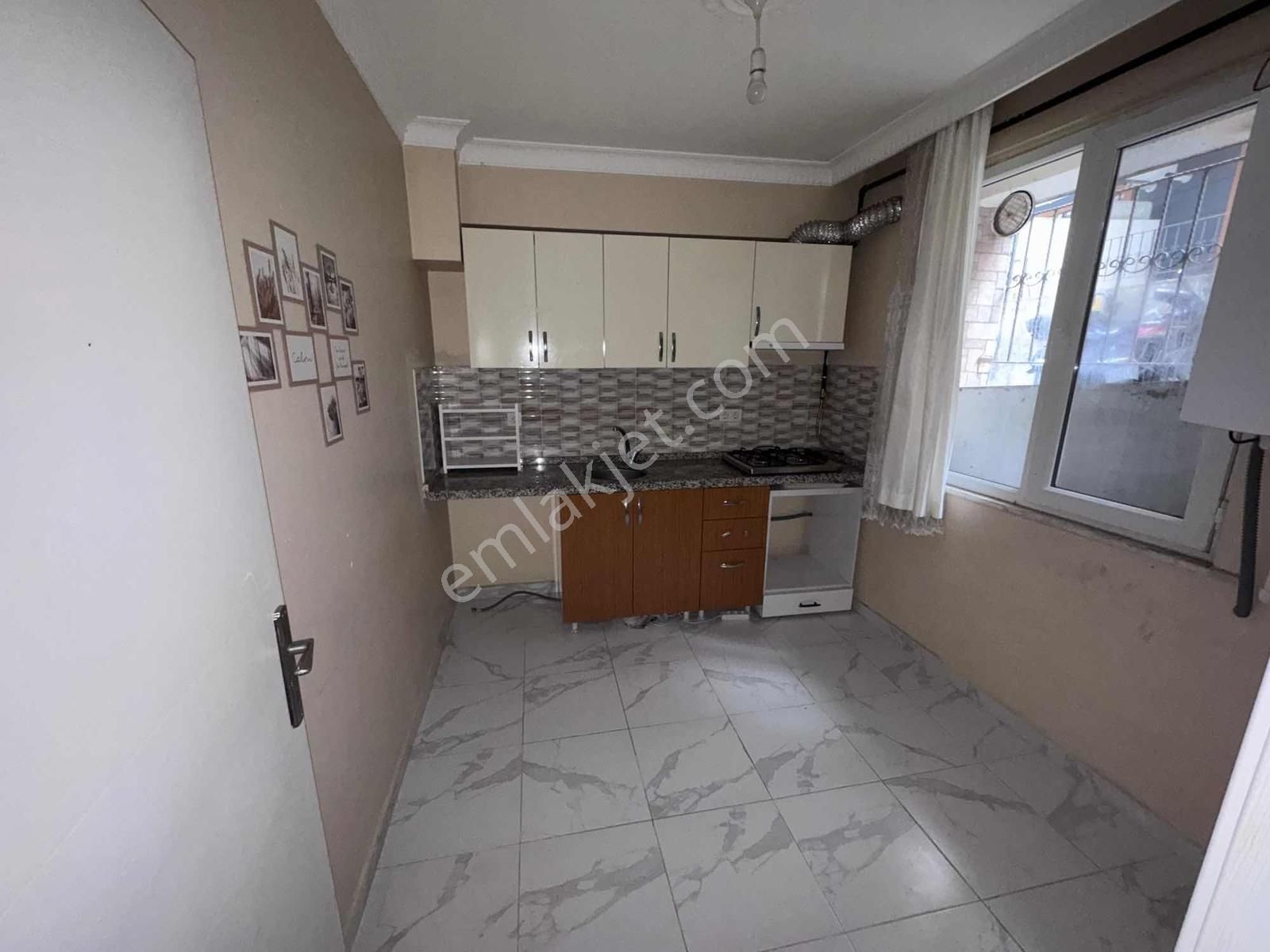 Cadde Yanı 2+1 Ayrı Mutfaklı Taşınmaya Hazır Boş Daire - Görsel 13