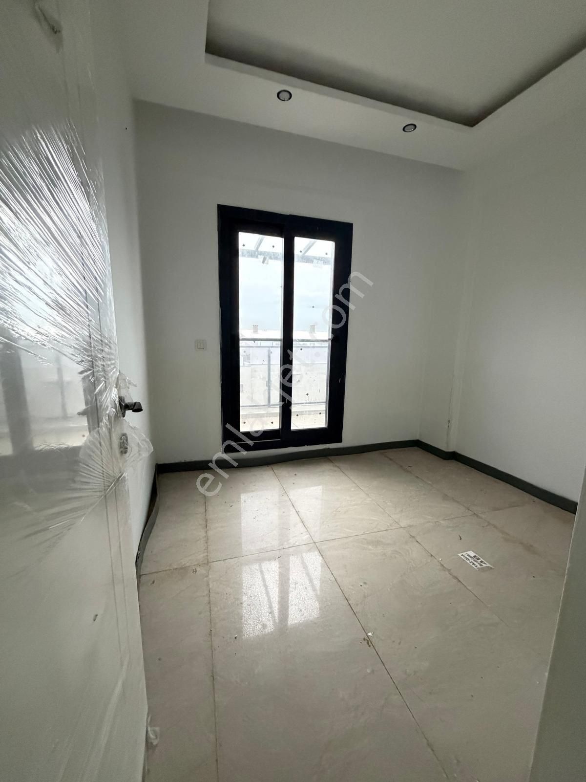 İzmir Urla Balıkova Merkezde Müthiş Sıfır Satılık Tripleks - Görsel 24