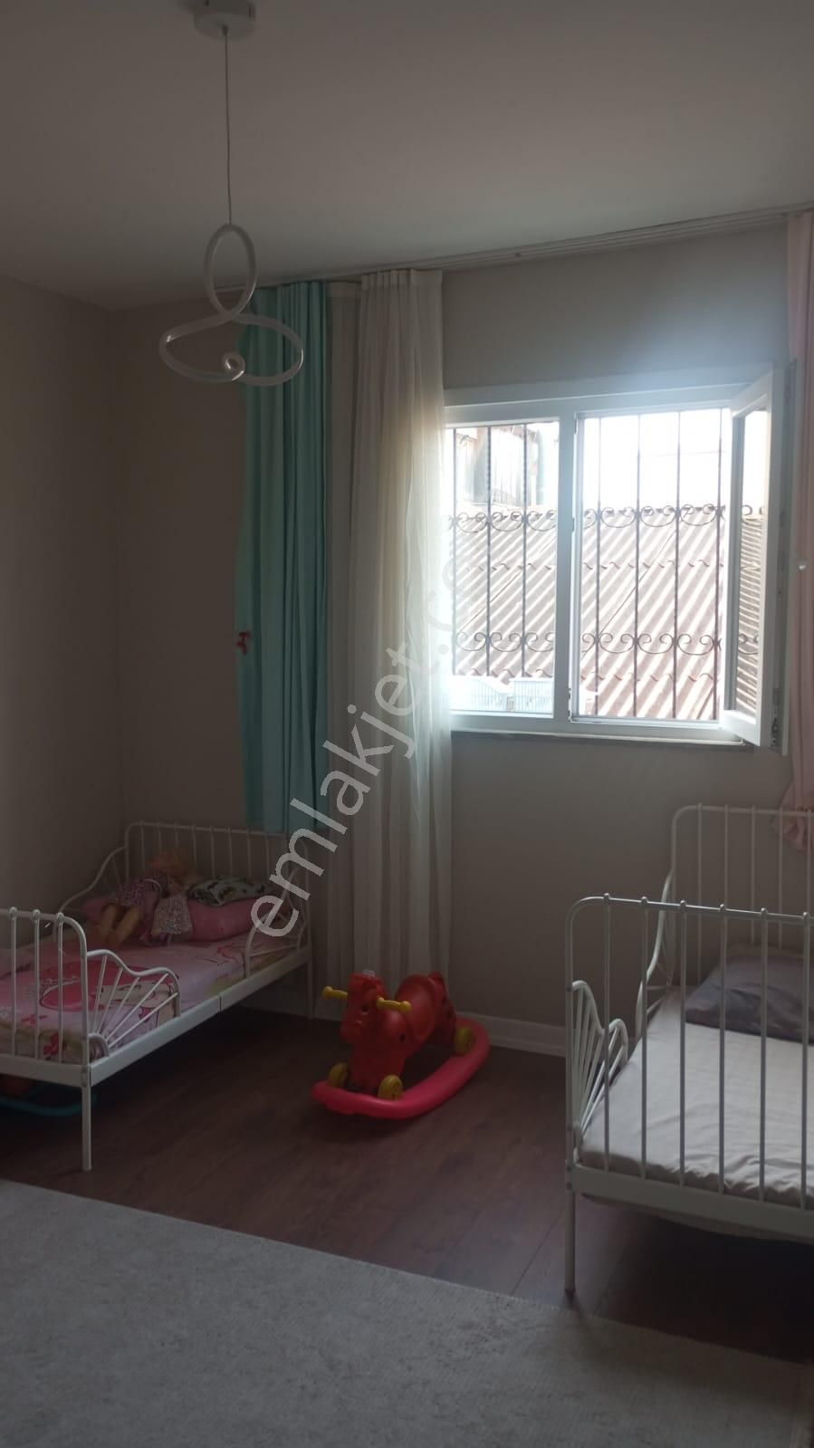 Sultanbeyli Merkez Fırsat Satılık Metro Karşısı Daire