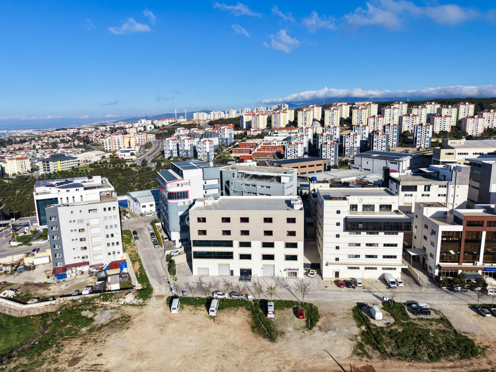 Buca Begos 3. Bölgede 3600 M² Satılık Fabrika - Görsel 3