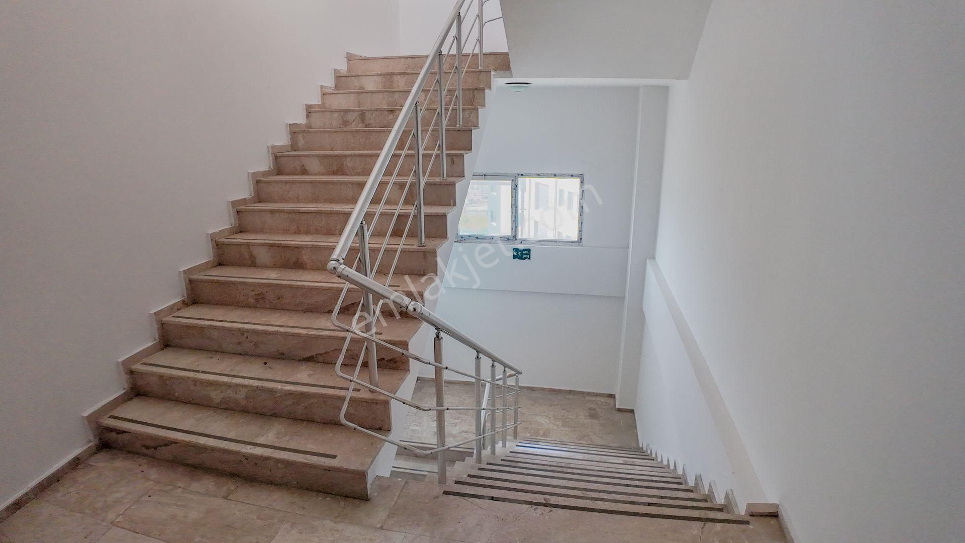 Buca Begos 3. Bölgede 3600 M² Satılık Fabrika - Görsel 13