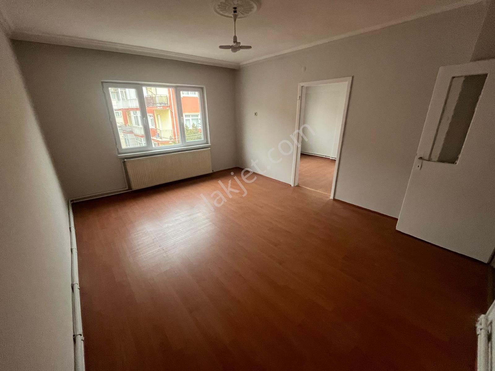 Mç Emlak'tan İstasyon Mah'de Ara Katta 3+1 Satılık Daire - Görsel 5