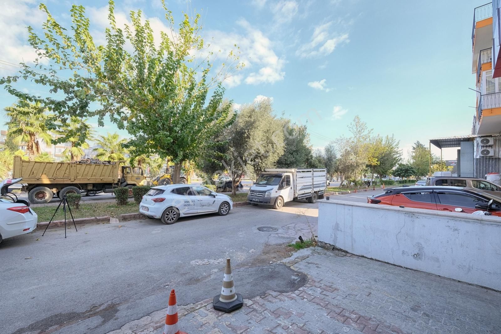 Çağrı Emlak'tan Gazi Bulvarında Kiralık Depolu Dükkan-mağaza - Görsel 13