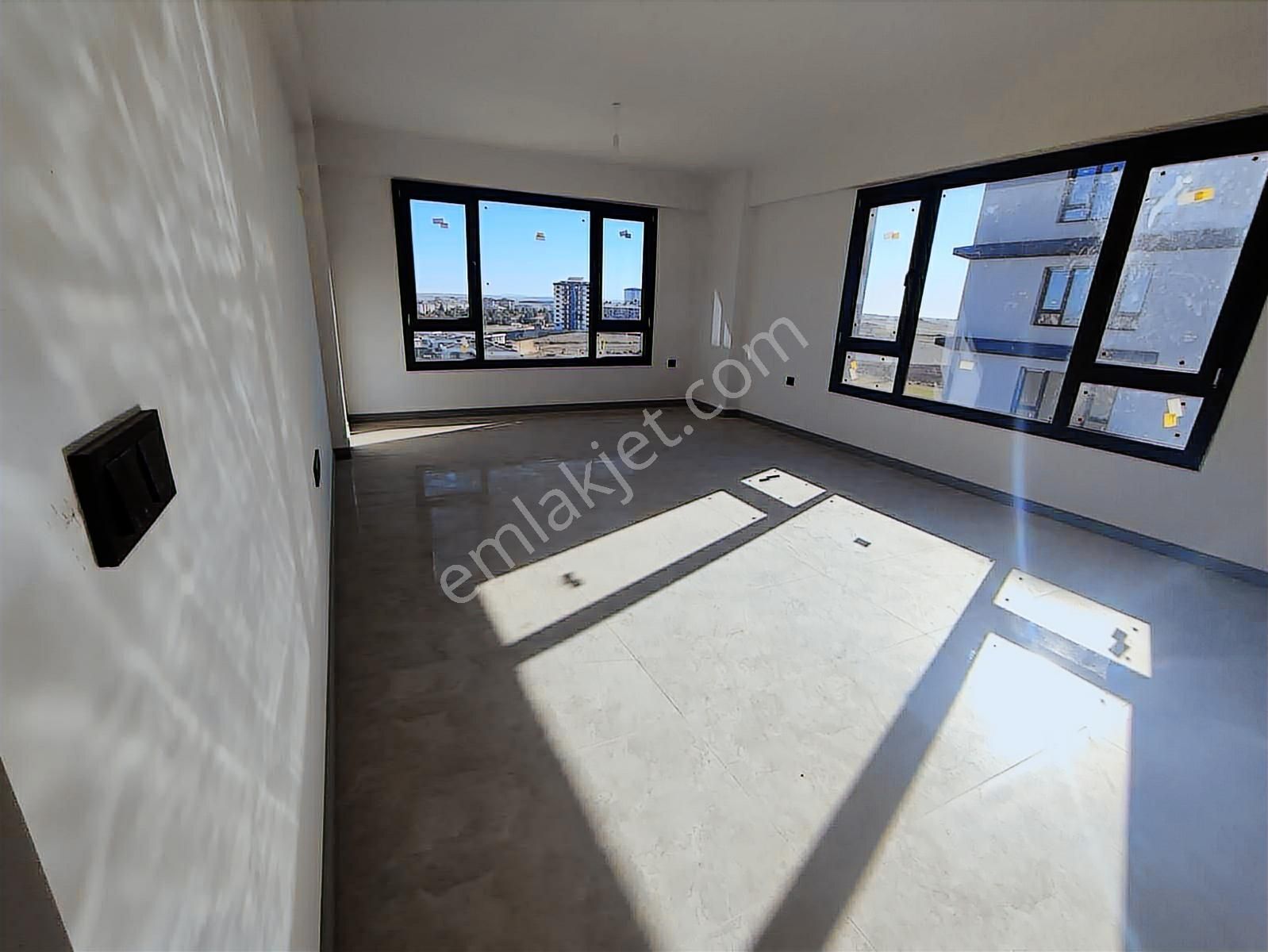 Batıkentte Satılık Sıfır 3+1 Lüx Daire