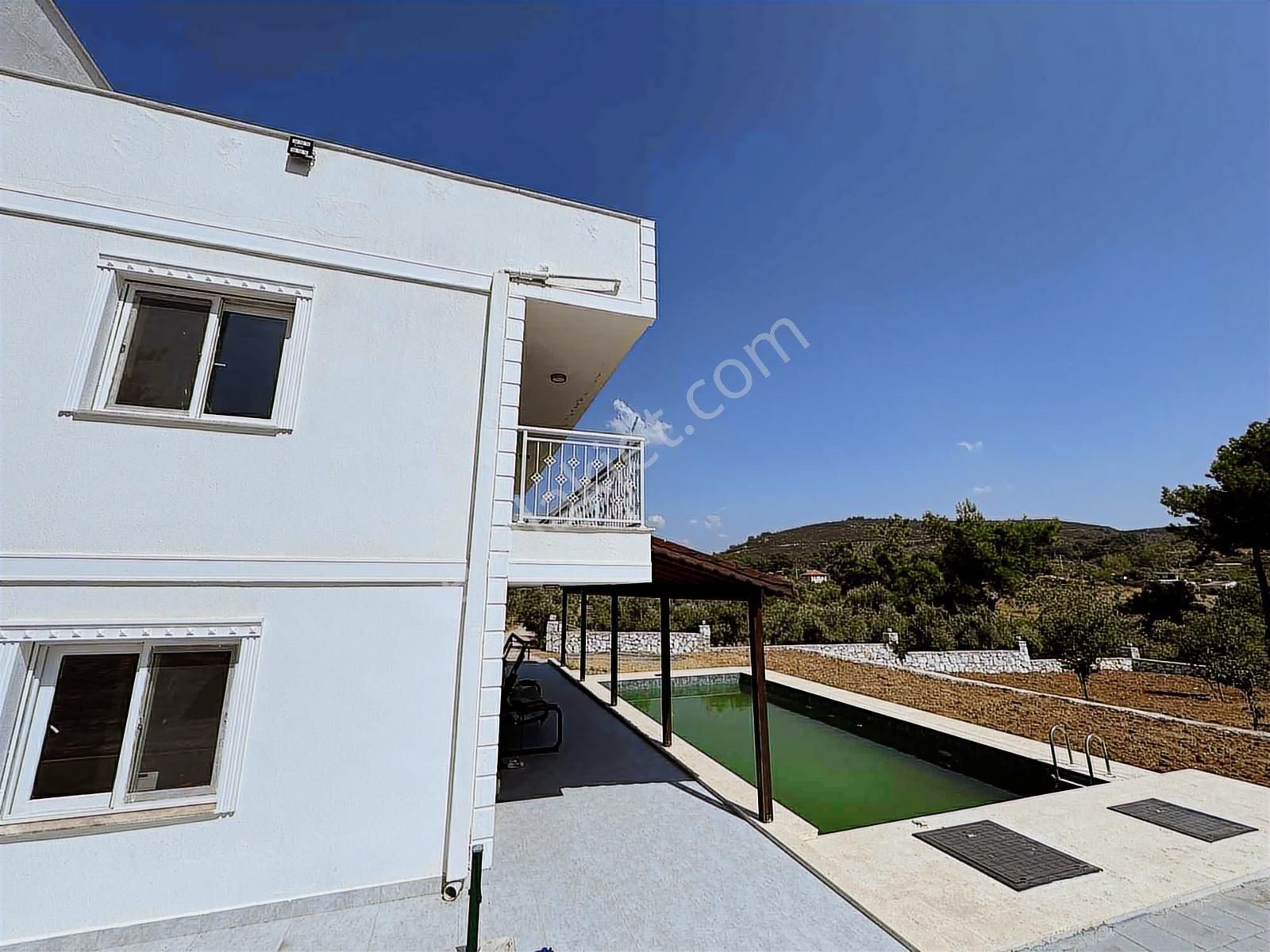 Buca Karacagacta 10dönüm Arazi Ve 2katlı Havuzlu Ful Esyalı Ev - Görsel 3