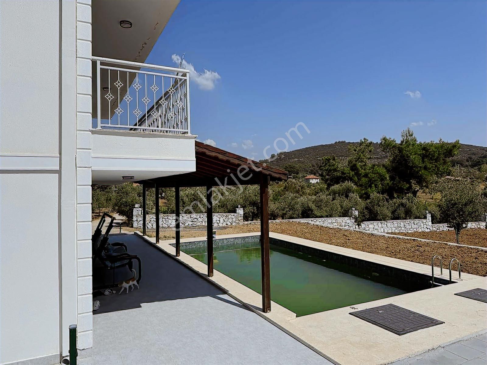 Buca Karacagacta 10dönüm Arazi Ve 2katlı Havuzlu Ful Esyalı Ev - Görsel 13