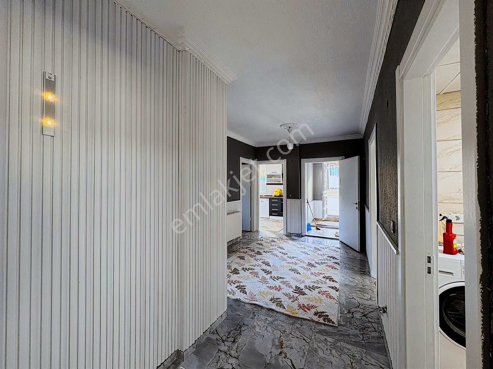 Buca Karacagacta 10dönüm Arazi Ve 2katlı Havuzlu Ful Esyalı Ev - Görsel 18