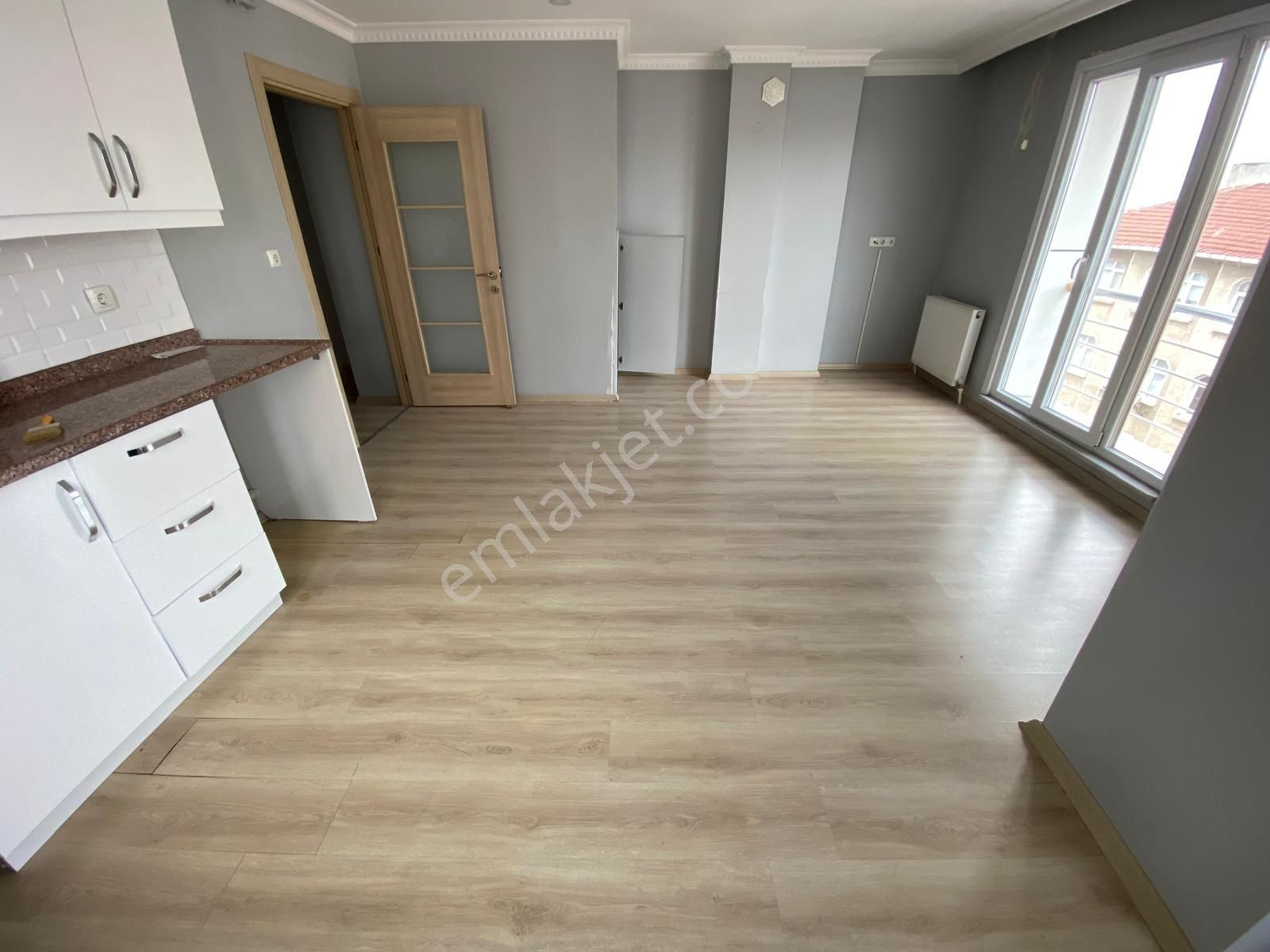 Başokur'dan Bahçelievler Siyavuşpaşa'da Genç Bina 3+2 130 M2 Dublex - Görsel 3