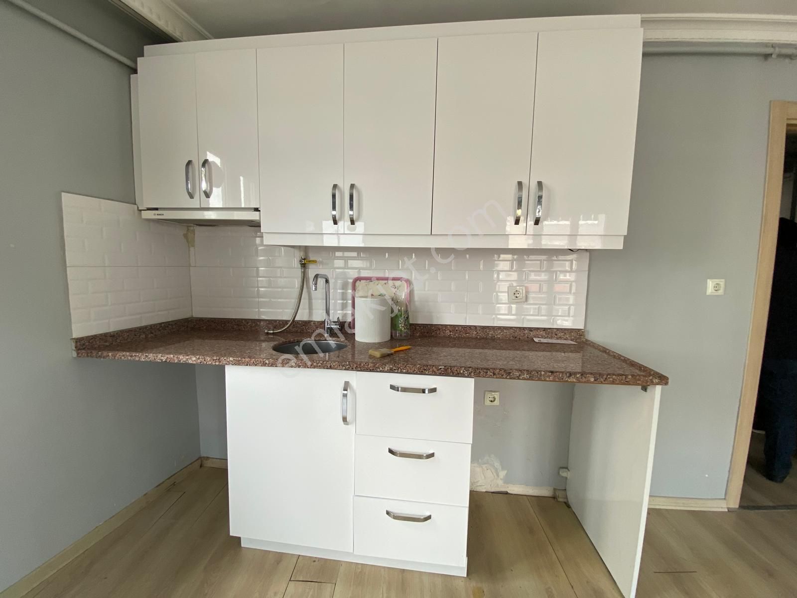 Başokur'dan Bahçelievler Siyavuşpaşa'da Genç Bina 3+2 130 M2 Dublex - Görsel 5