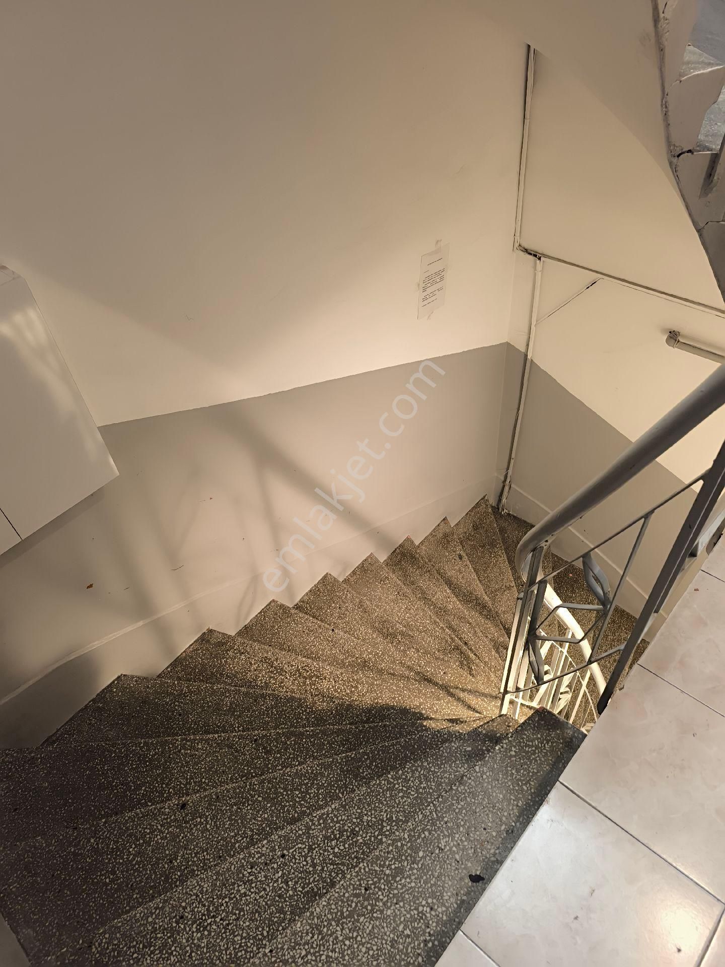 Aksaray Merkezde Kiralık 3+1 Eşyalı - Görsel 5