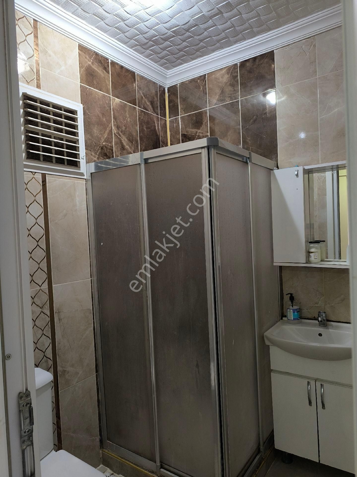 Aksaray Merkezde Kiralık 3+1 Eşyalı - Görsel 18