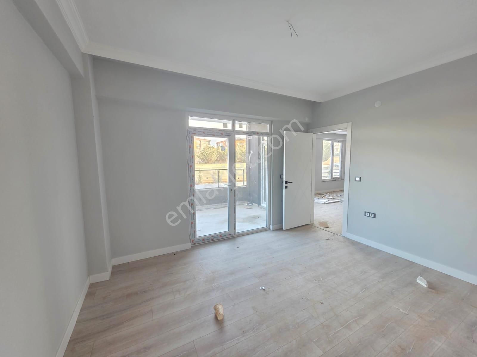 Şafak Caddesi Yakını Kiralık 1+1 Sıfır Daire - Görsel 12