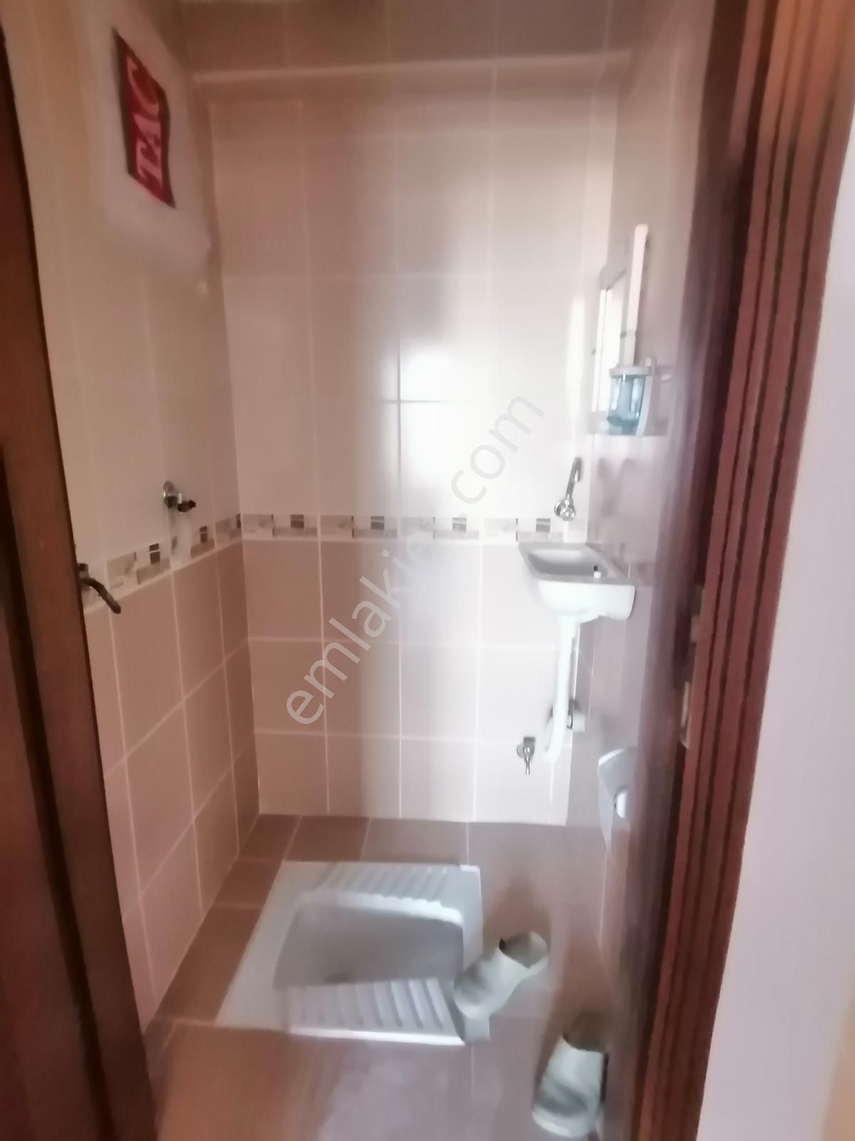 Gülveren Mah 3+1 Kat 2 Ön Cephe Bağımsız Cadde Üstü - Görsel 8