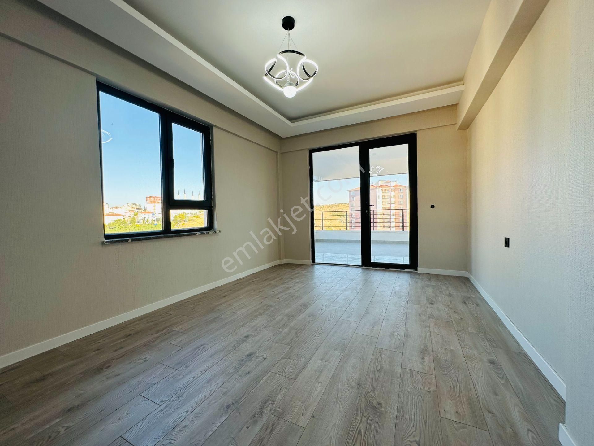 Nam-ak Emlak'tan Kapalı Oto. Giyinme Odalı Sıfır 7.kat 4+1 Site Dairesi - Görsel 13