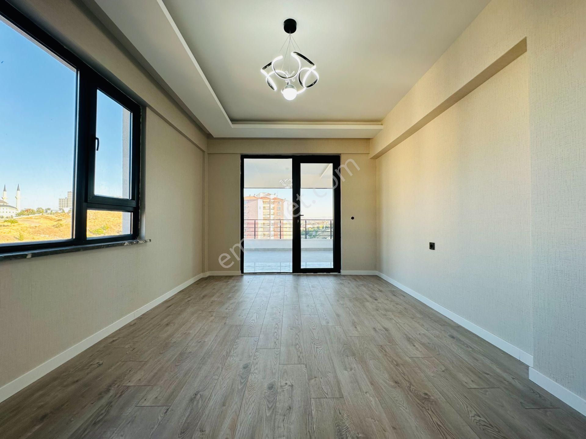 Nam-ak Emlak'tan Kapalı Oto. Giyinme Odalı Sıfır 7.kat 4+1 Site Dairesi - Görsel 14