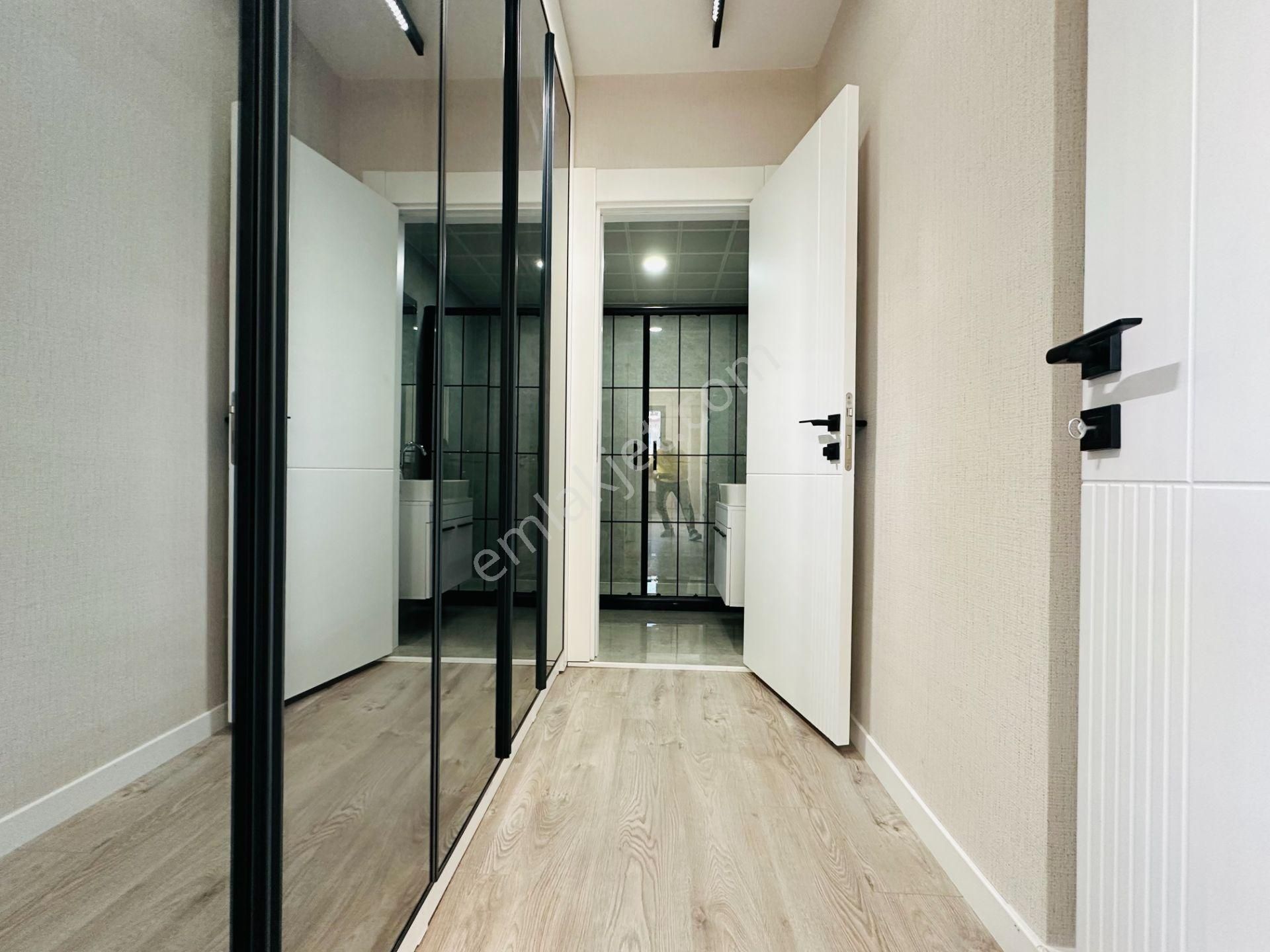 Nam-ak Emlak'tan Kapalı Oto. Giyinme Odalı Sıfır 7.kat 4+1 Site Dairesi - Görsel 27