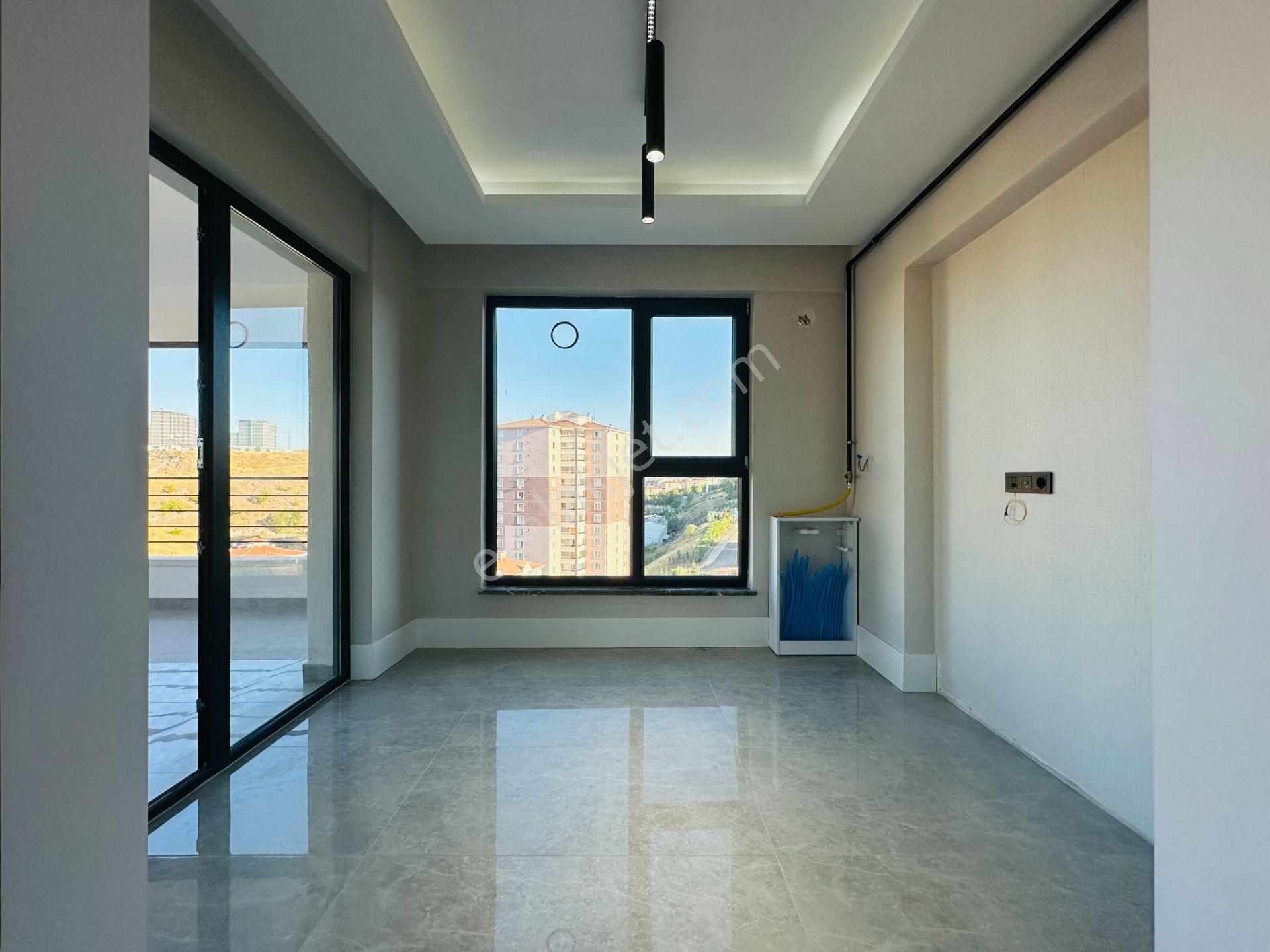 Nam-ak Emlak'tan Kapalı Oto. Giyinme Odalı Sıfır 7.kat 4+1 Site Dairesi - Görsel 6