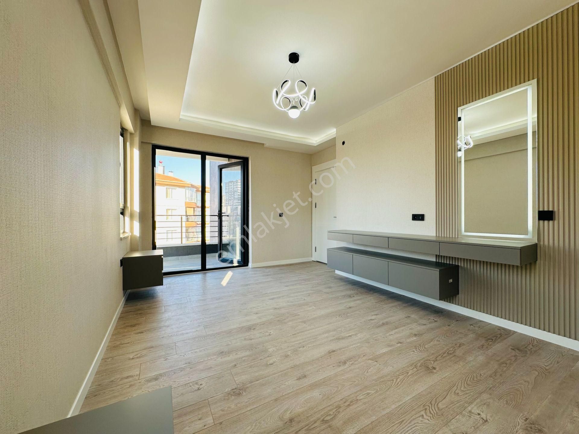 Nam-ak Emlak'tan Kapalı Oto. Giyinme Odalı Sıfır 7.kat 4+1 Site Dairesi - Görsel 25