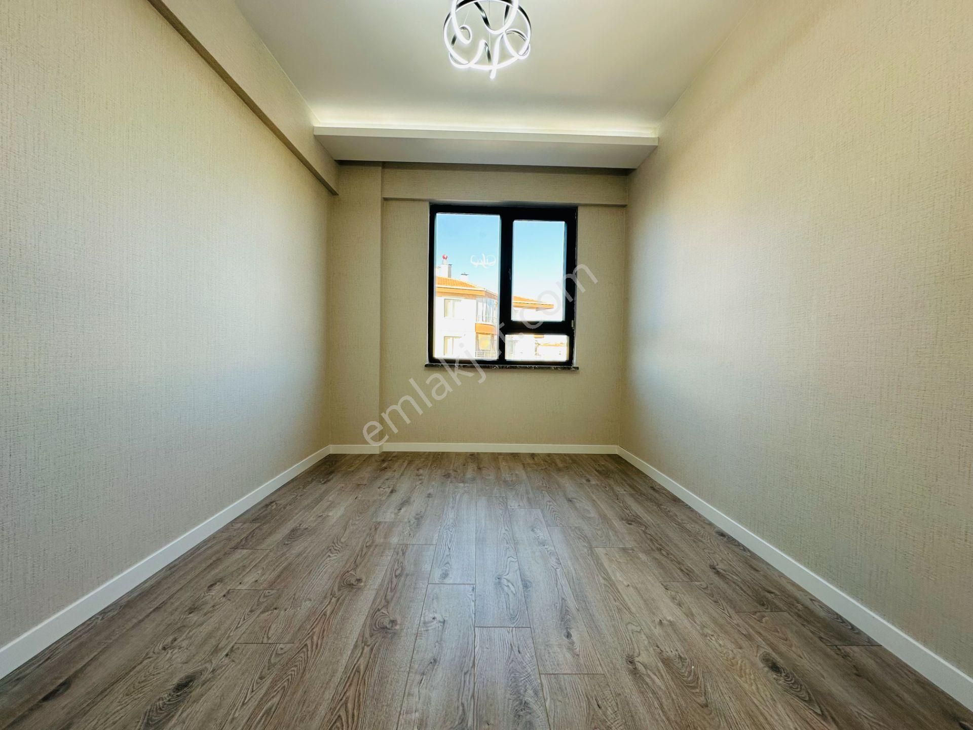 Nam-ak Emlak'tan Kapalı Oto. Giyinme Odalı Sıfır 7.kat 4+1 Site Dairesi - Görsel 21