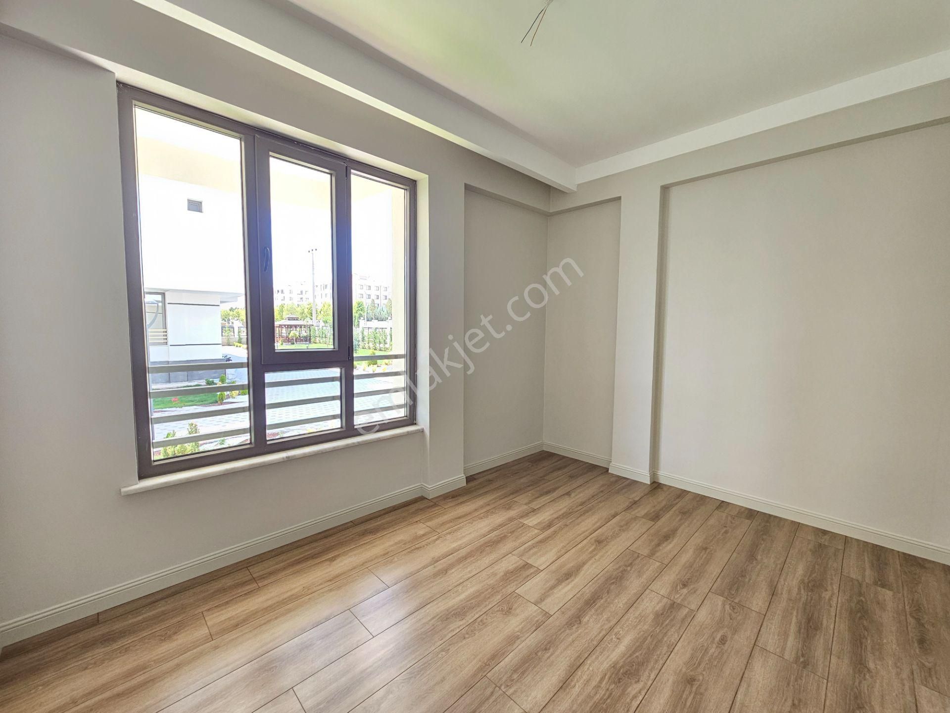 İşyapar Gayrimenkulden Şafak Caddesine Yakın Site İçi 2+1 Lüks Daireler 🔥 - Görsel 5