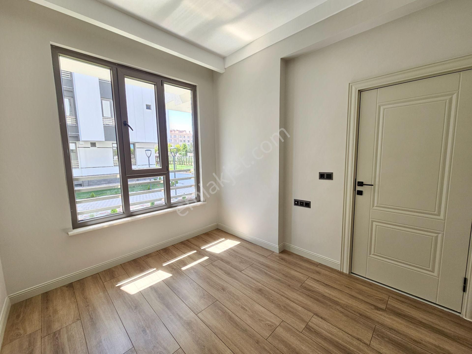 İşyapar Gayrimenkulden Şafak Caddesine Yakın Site İçi 2+1 Lüks Daireler 🔥 - Görsel 36