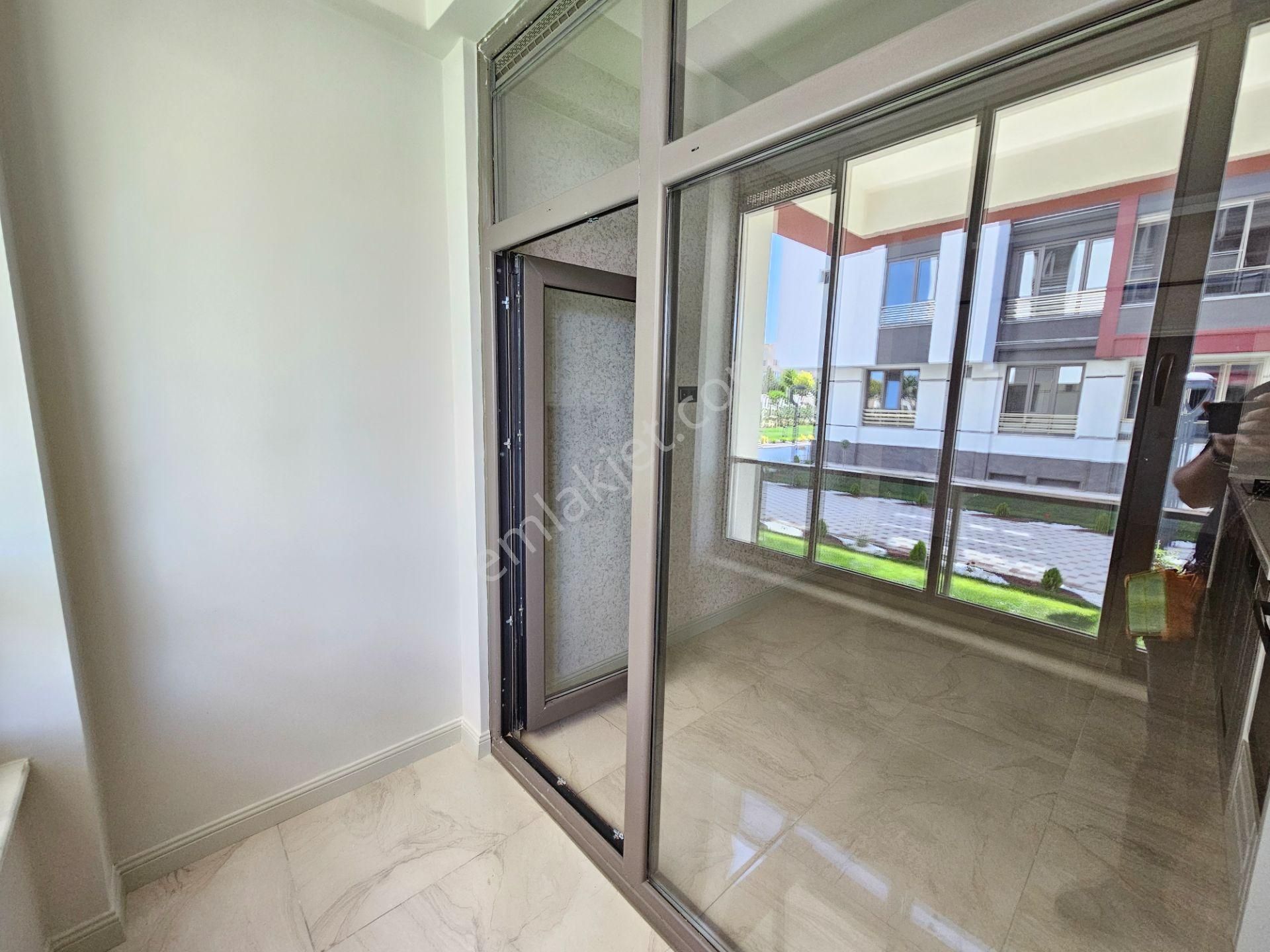 İşyapar Gayrimenkulden Şafak Caddesine Yakın Site İçi 2+1 Lüks Daireler 🔥 - Görsel 19