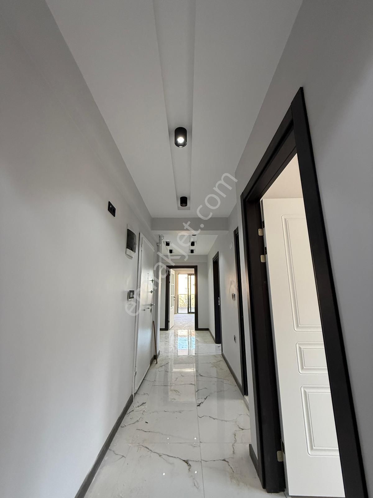 Canik Hasköy'de Vadi Yolu Üstünde Sıfır 2+1 Satılık Daire - Görsel 2