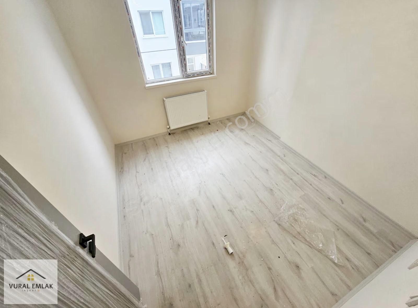 Vural'dan Yenikent'de 2 Bloklu Apartman Da 3+1 Lüx Daire - Görsel 5