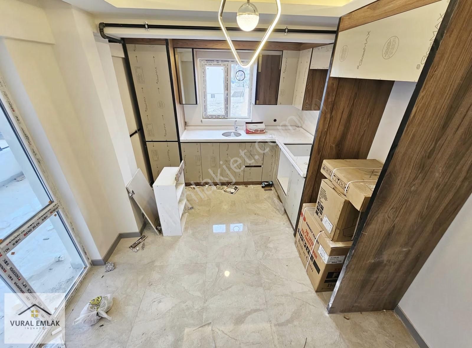 Vural'dan Yenikent'de 2 Bloklu Apartman Da 3+1 Lüx Daire - Görsel 8