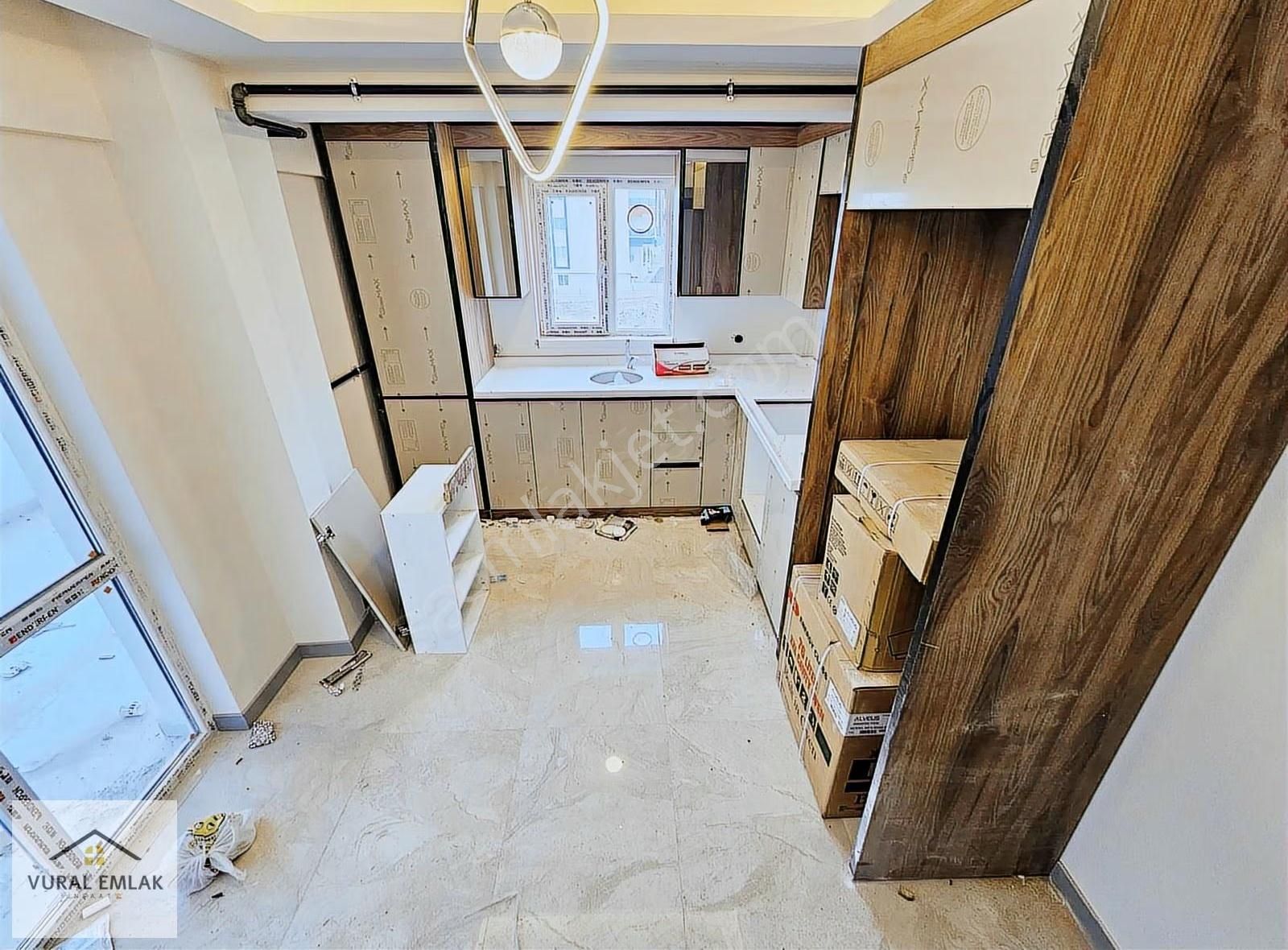 Vural'dan Yenikent'de 2 Bloklu Apartman Da 3+1 Lüx Daire - Görsel 16